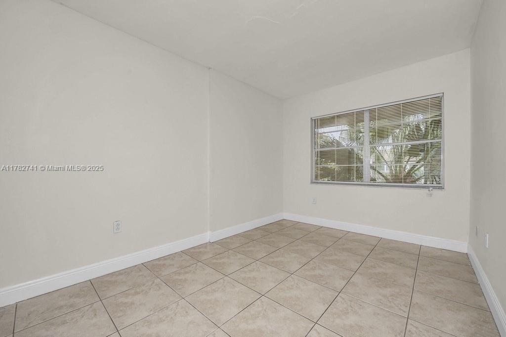 9050 NW 28th St #114, Coral Springs, Florida image 13