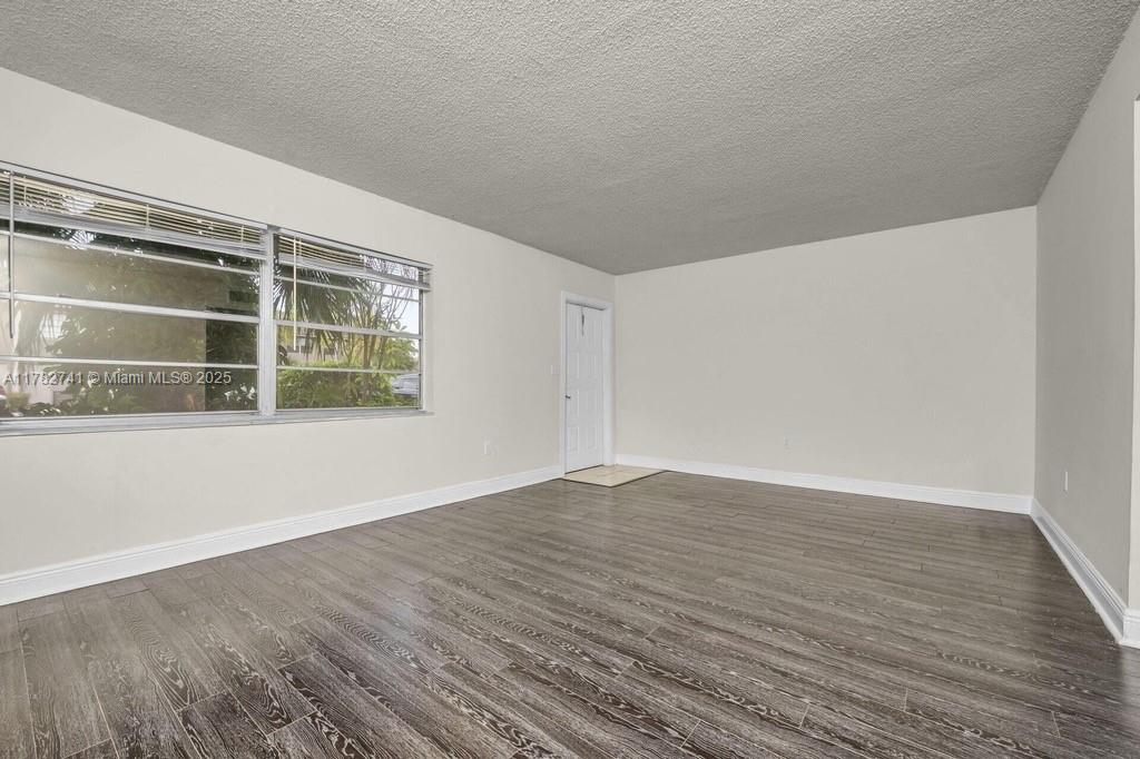 9050 NW 28th St #114, Coral Springs, Florida image 3