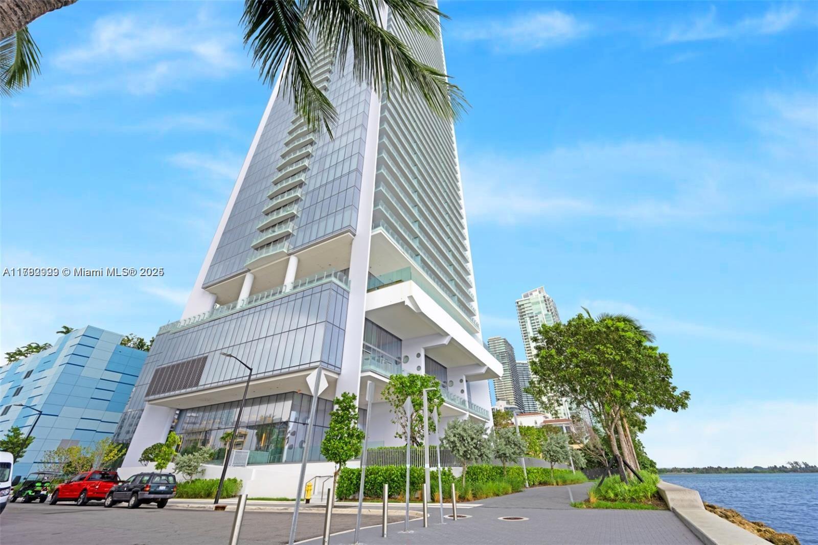 Condo for Rent in Miami, FL