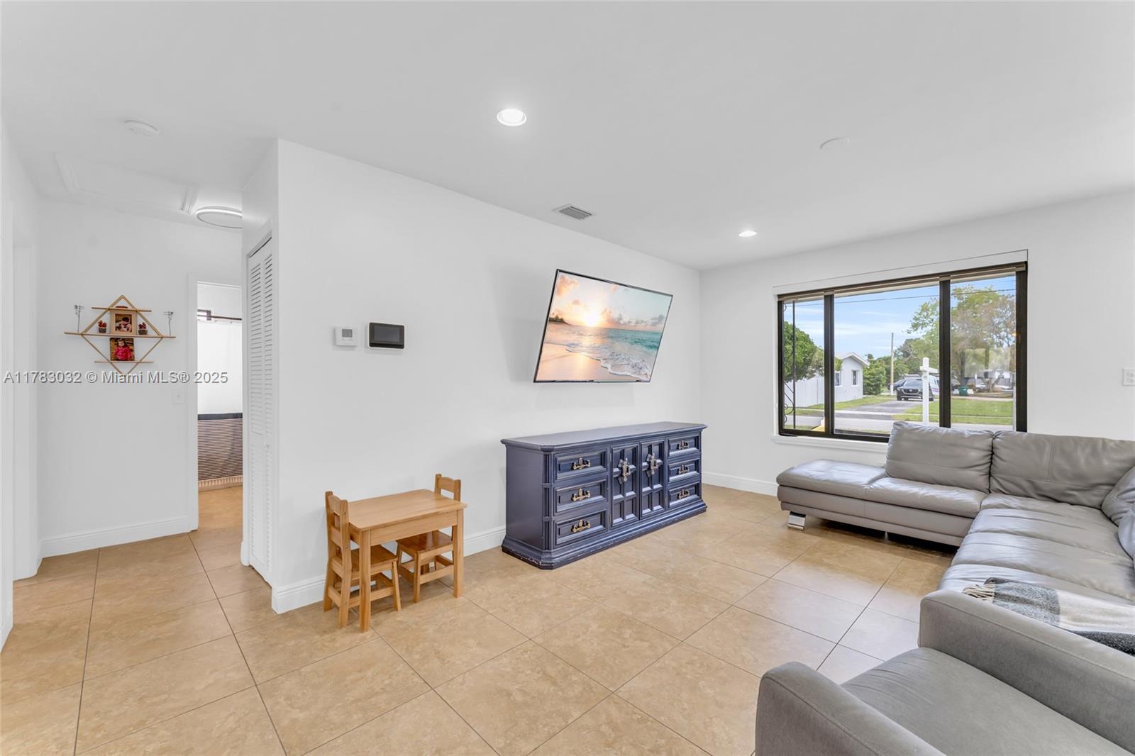 9365 Nassau Dr, Cutler Bay, Florida image 7