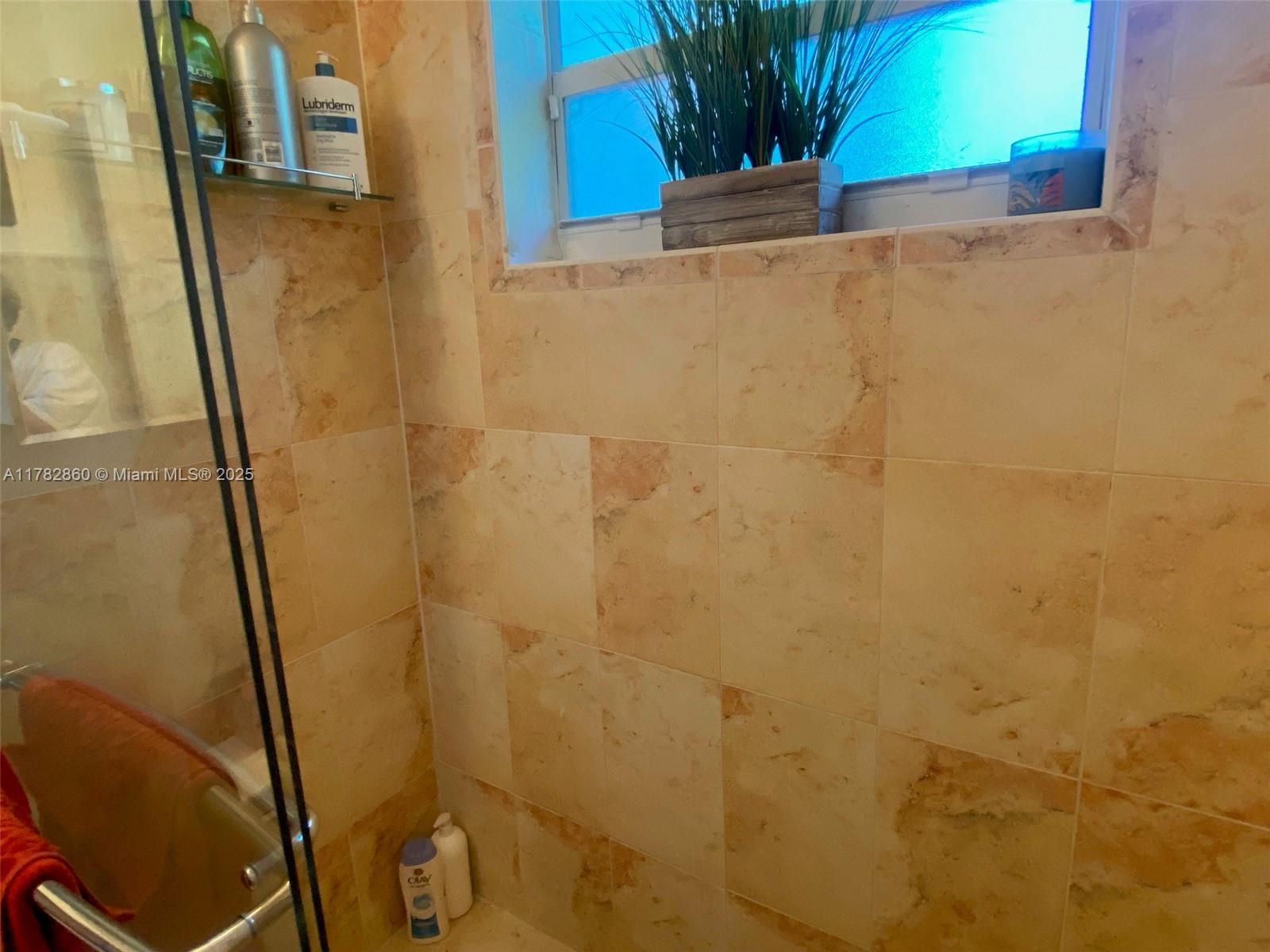 6331 SW 17th St, West Miami, Florida image 33