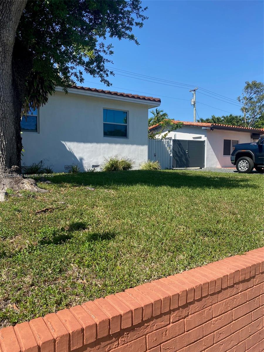 6331 SW 17th St, West Miami, Florida image 6
