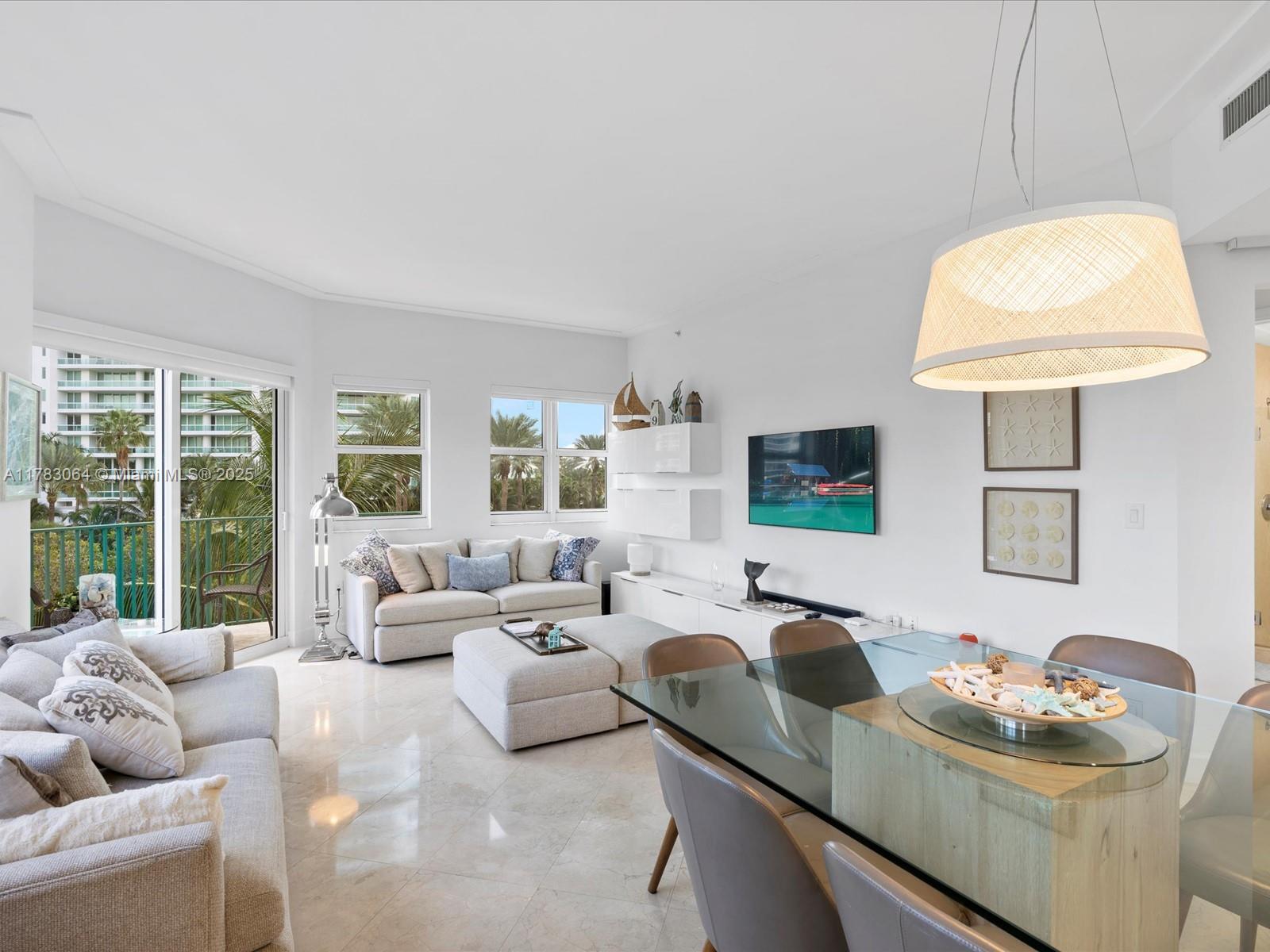 20000 E Country Club Dr #416, Aventura, Florida image 8