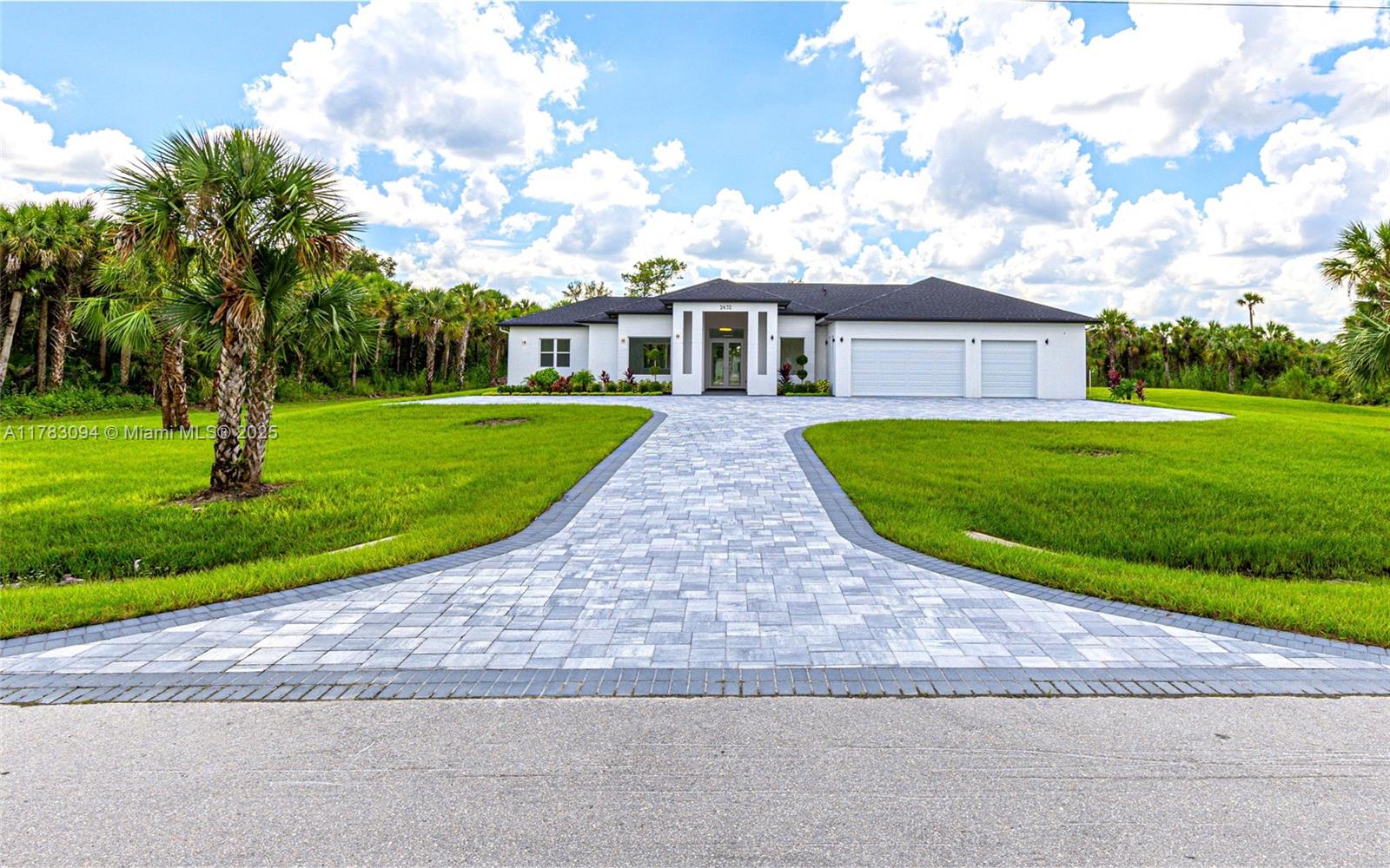 2632 30th Ave Se, Naples, Florida image 1