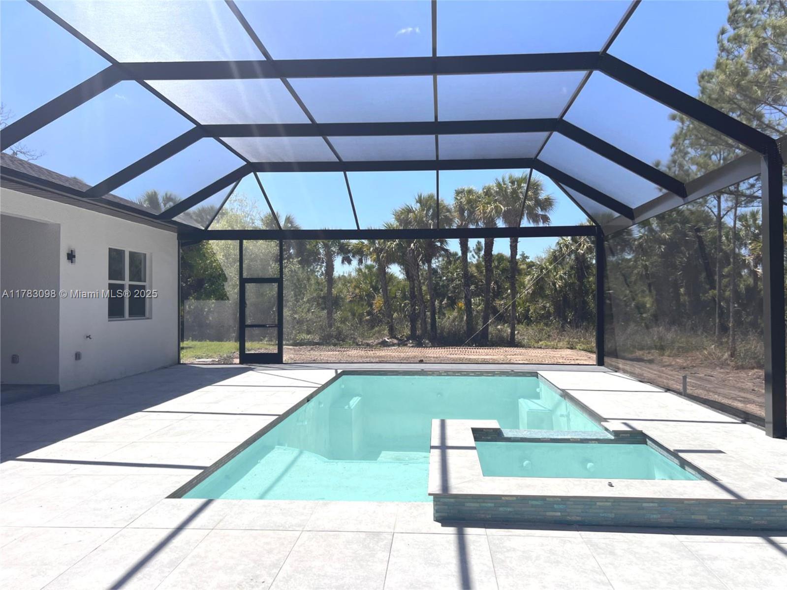 2631 30th Ave Se, Naples, Florida image 28