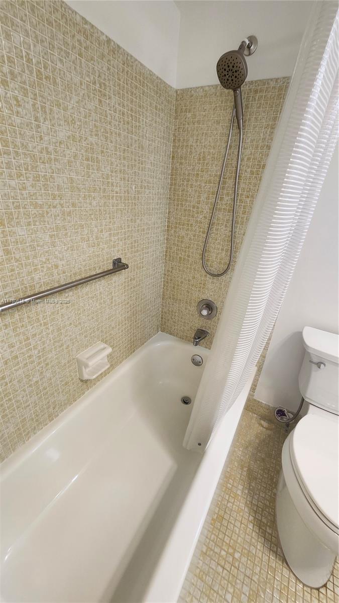 4065 N Lyndhurst  N #4065, Deerfield Beach, Florida image 14