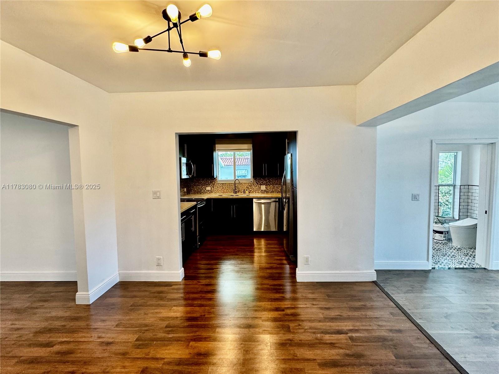 Listing Photo 7