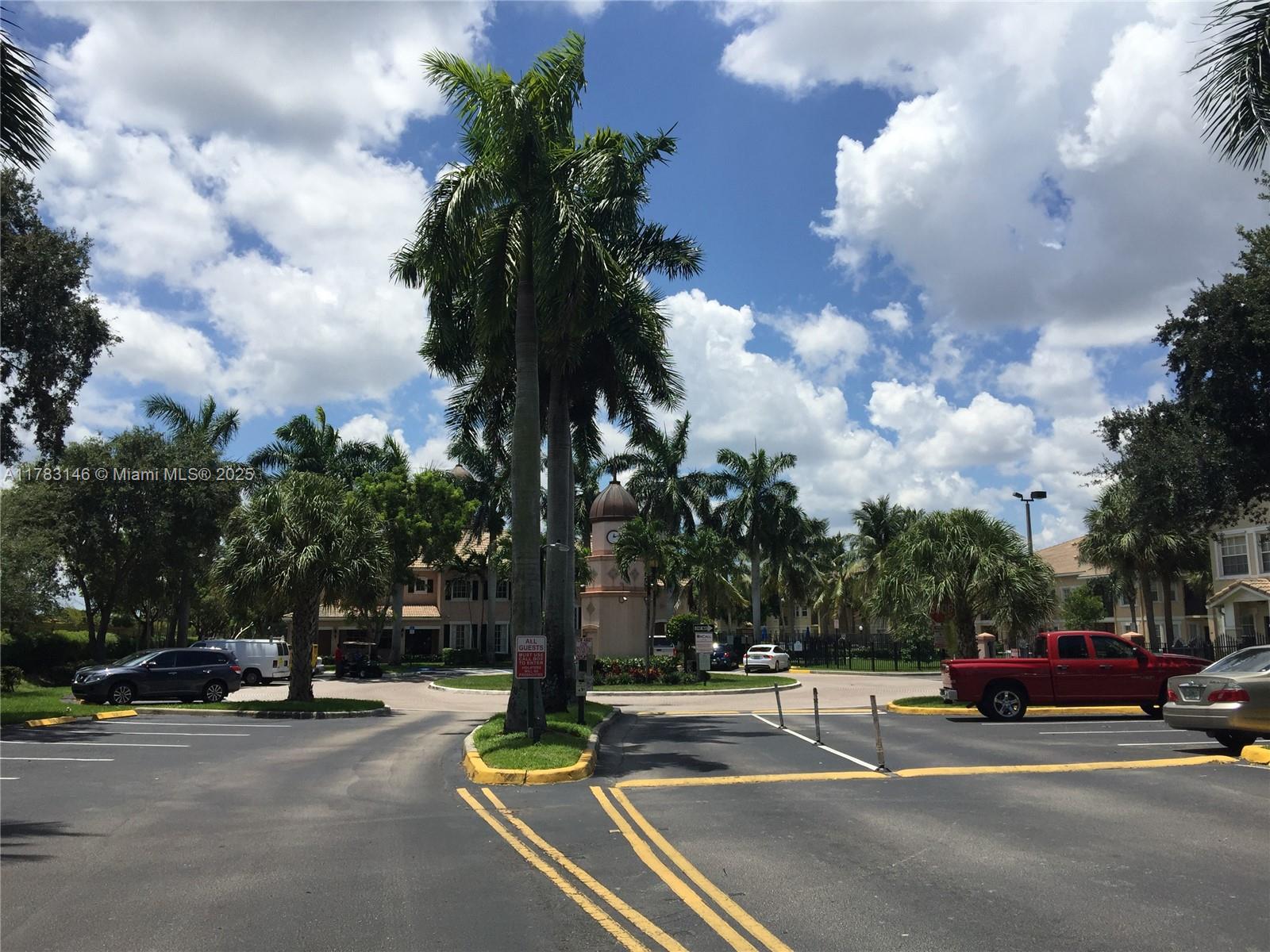 802 Belmont Ln #802, North Lauderdale, Florida image 3