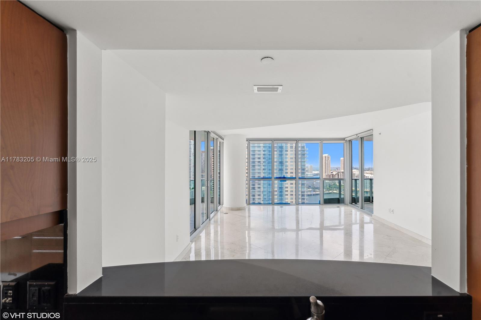 1331 Brickell Bay Dr #2802, Miami FL 33131