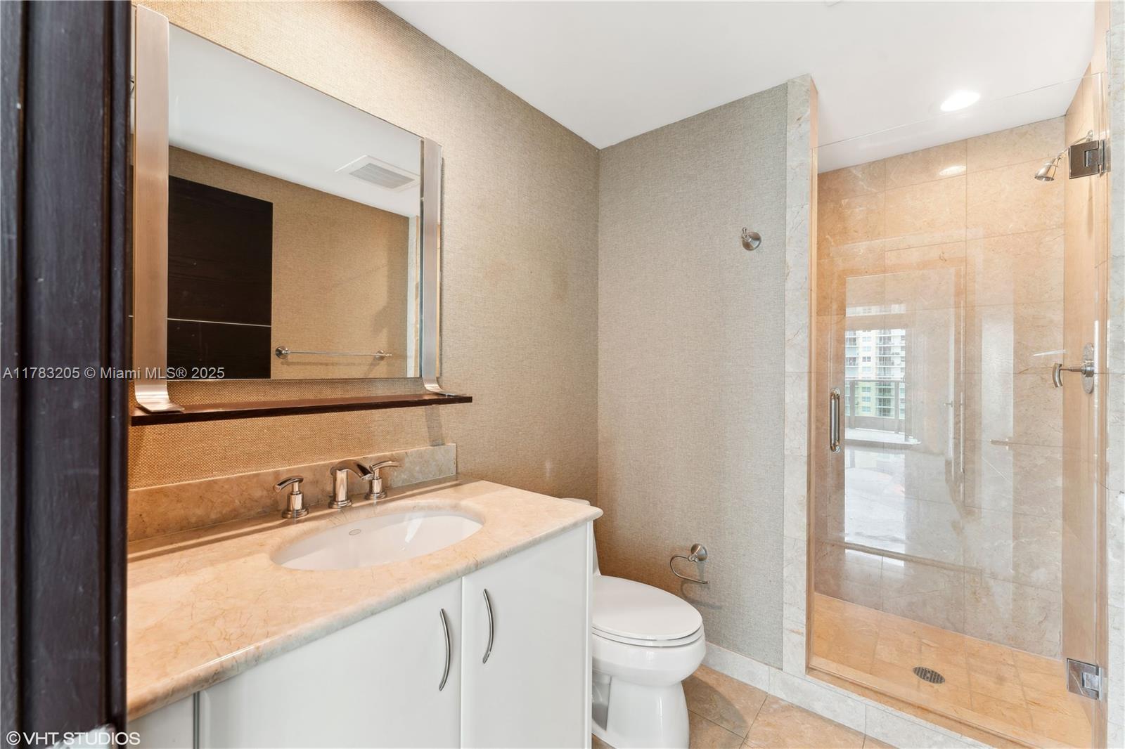 1331 Brickell Bay Dr #2802, Miami FL 33131