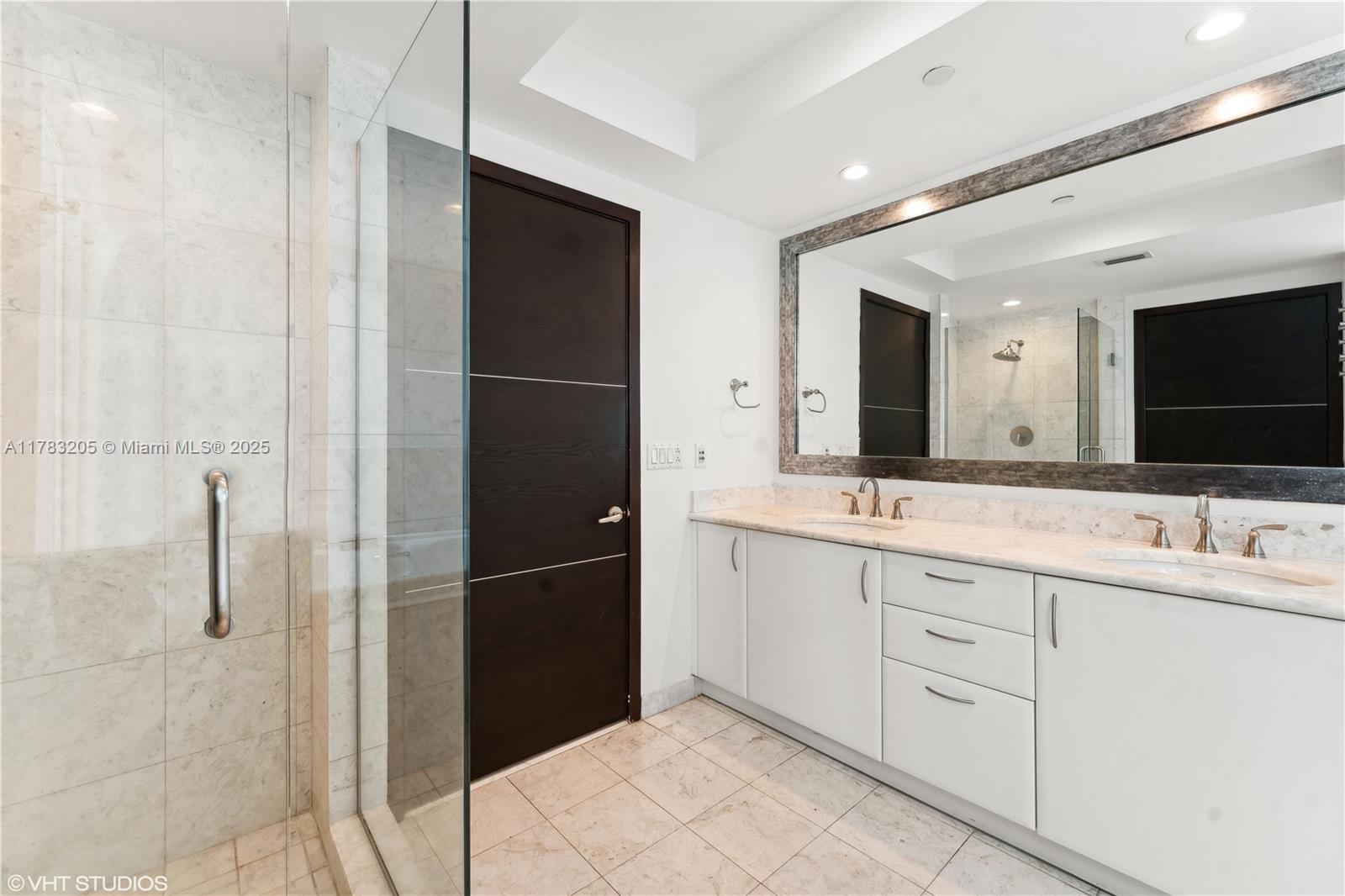 1331 Brickell Bay Dr #2802, Miami FL 33131