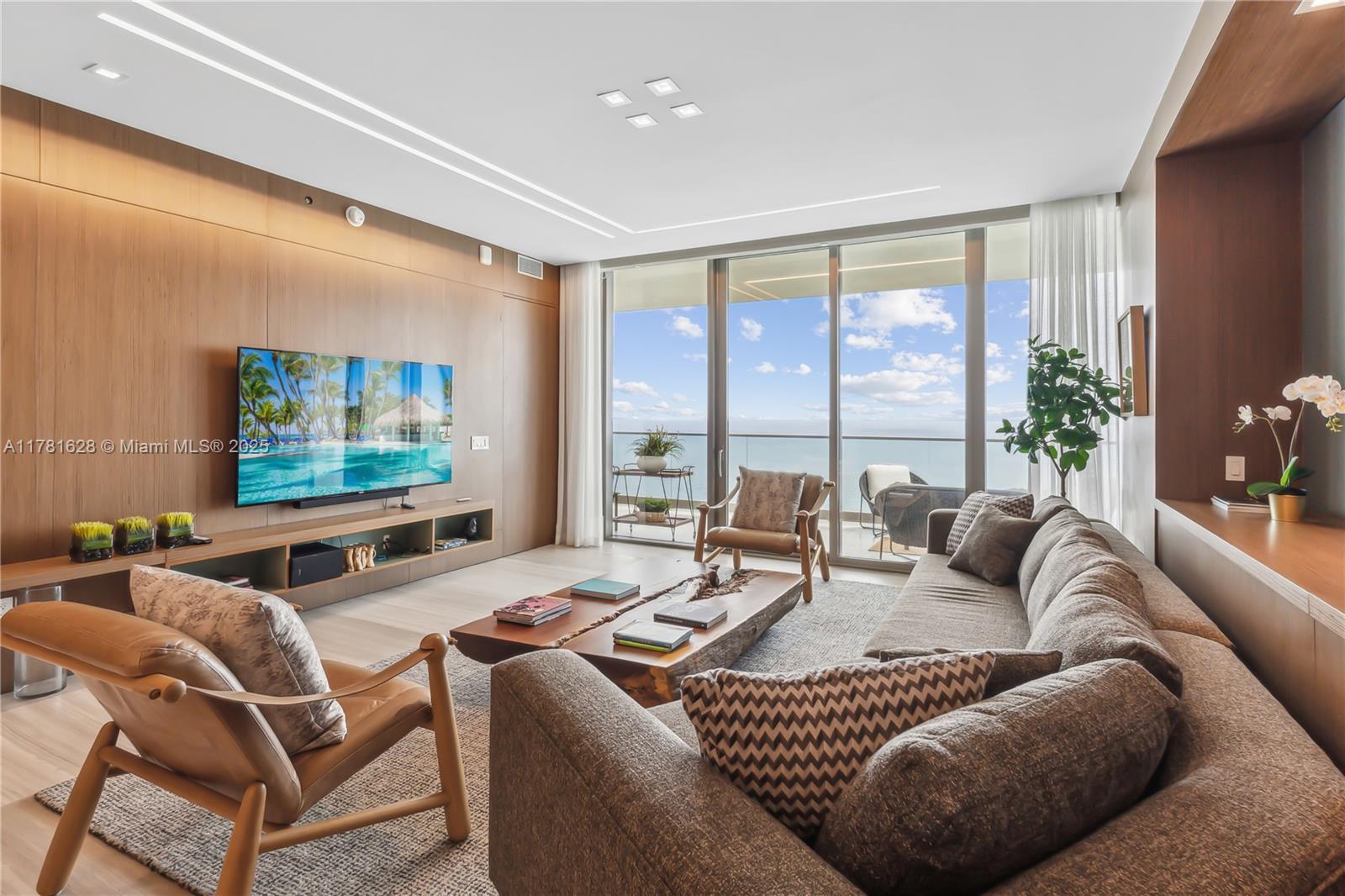 Condo for Rent in Sunny Isles Beach, FL