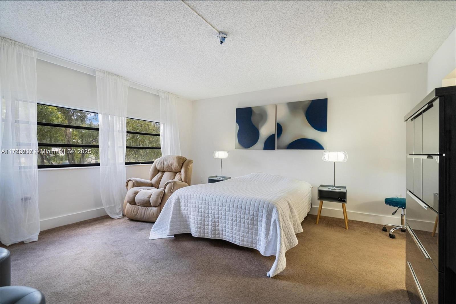 1001 Colony Point Cir #312, Pembroke Pines, Florida image 15