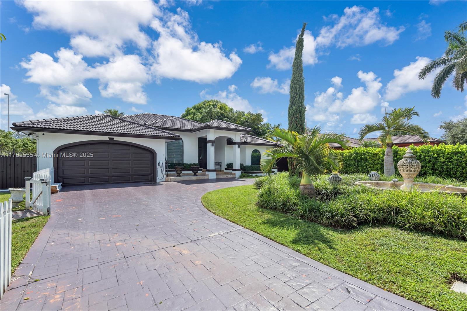 12022 SW 77th Ter, Miami, Florida image 2