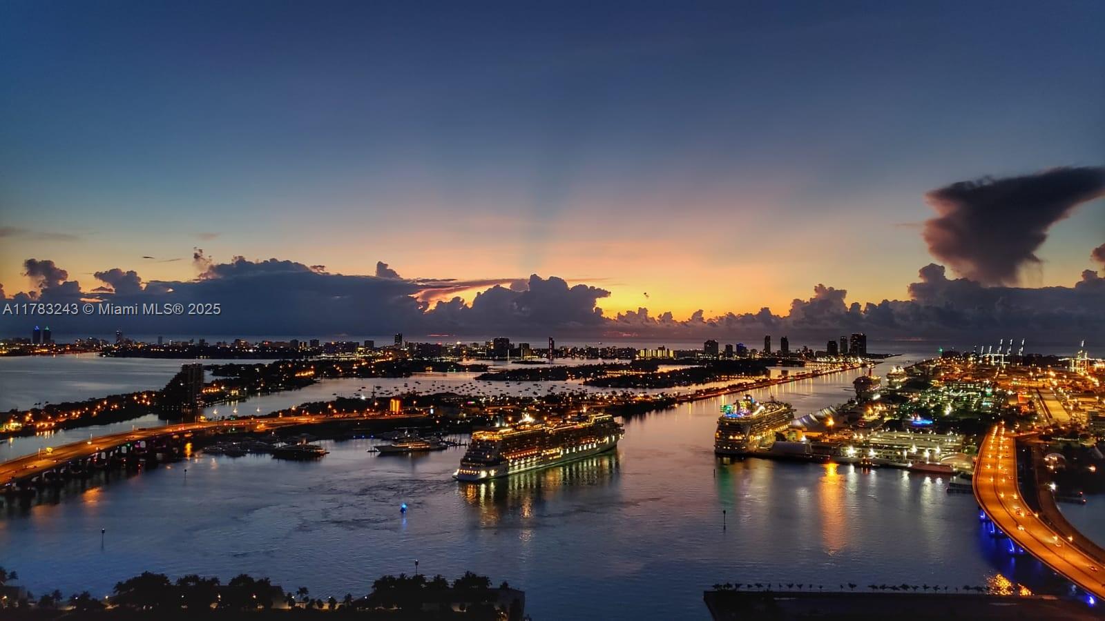 888 Biscayne Blvd #4212, Miami FL 33132