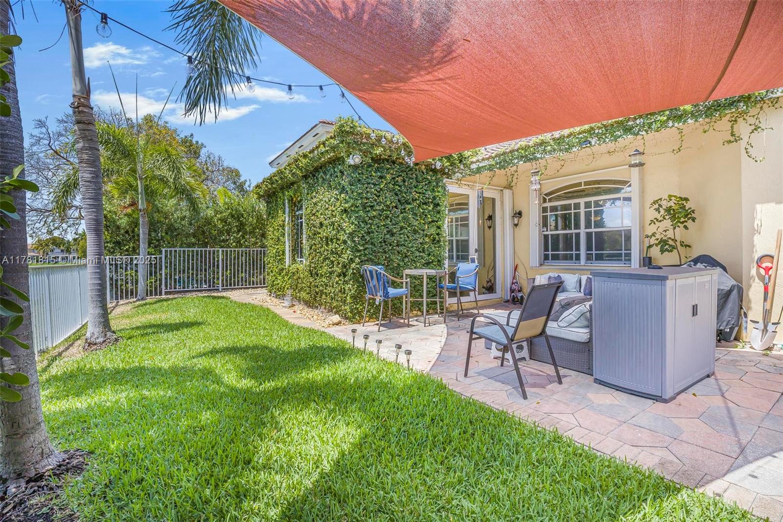 8934 SW 206th St, Cutler Bay, Florida image 19