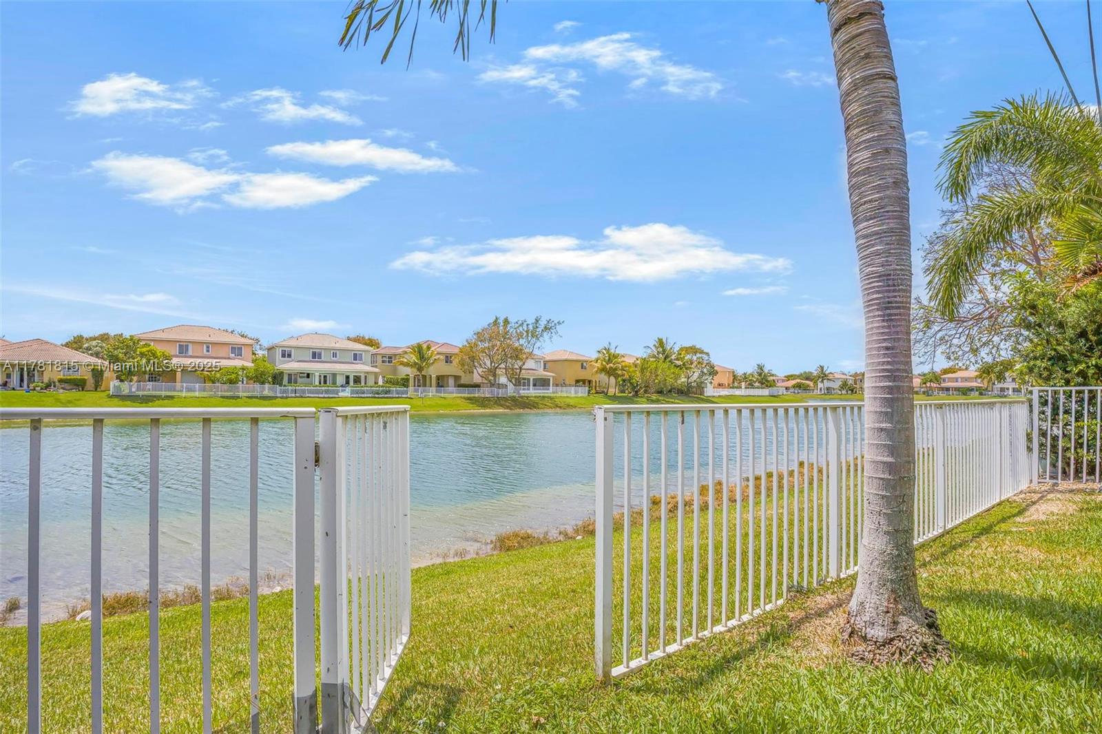 8934 SW 206th St, Cutler Bay, Florida image 22