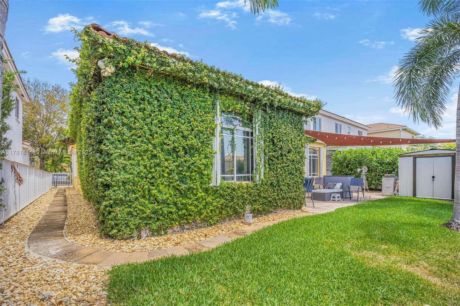 8934 SW 206th St, Cutler Bay, Florida image 23