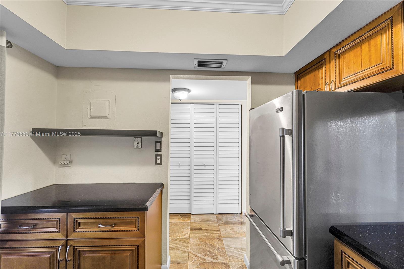 651 NW 80th Ter #207, Margate, Florida image 7