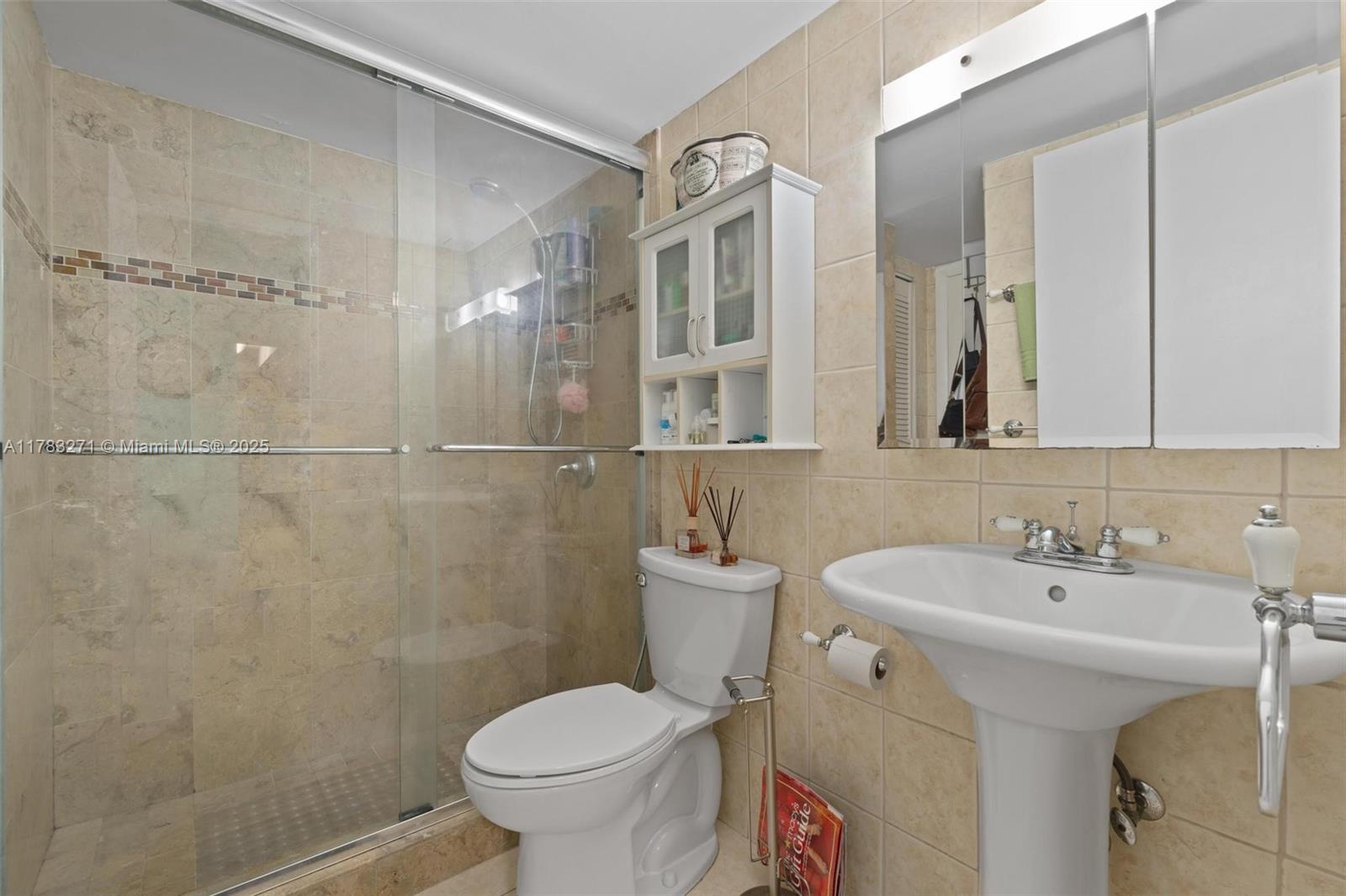 Listing Photo 16