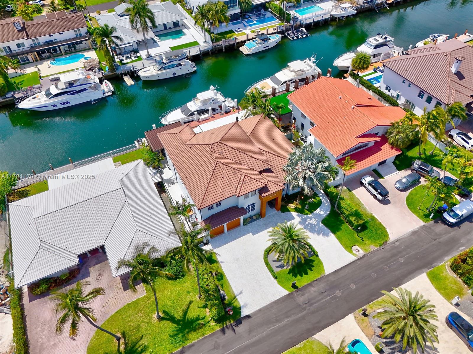 Casa à Venda em North Miami Beach, FL