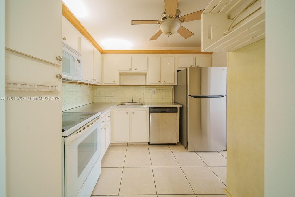 Listing Photo 9