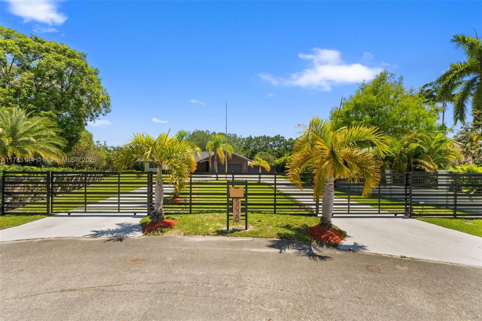 5020 Hawkhurst Ave, Southwest Ranches, Florida image 16