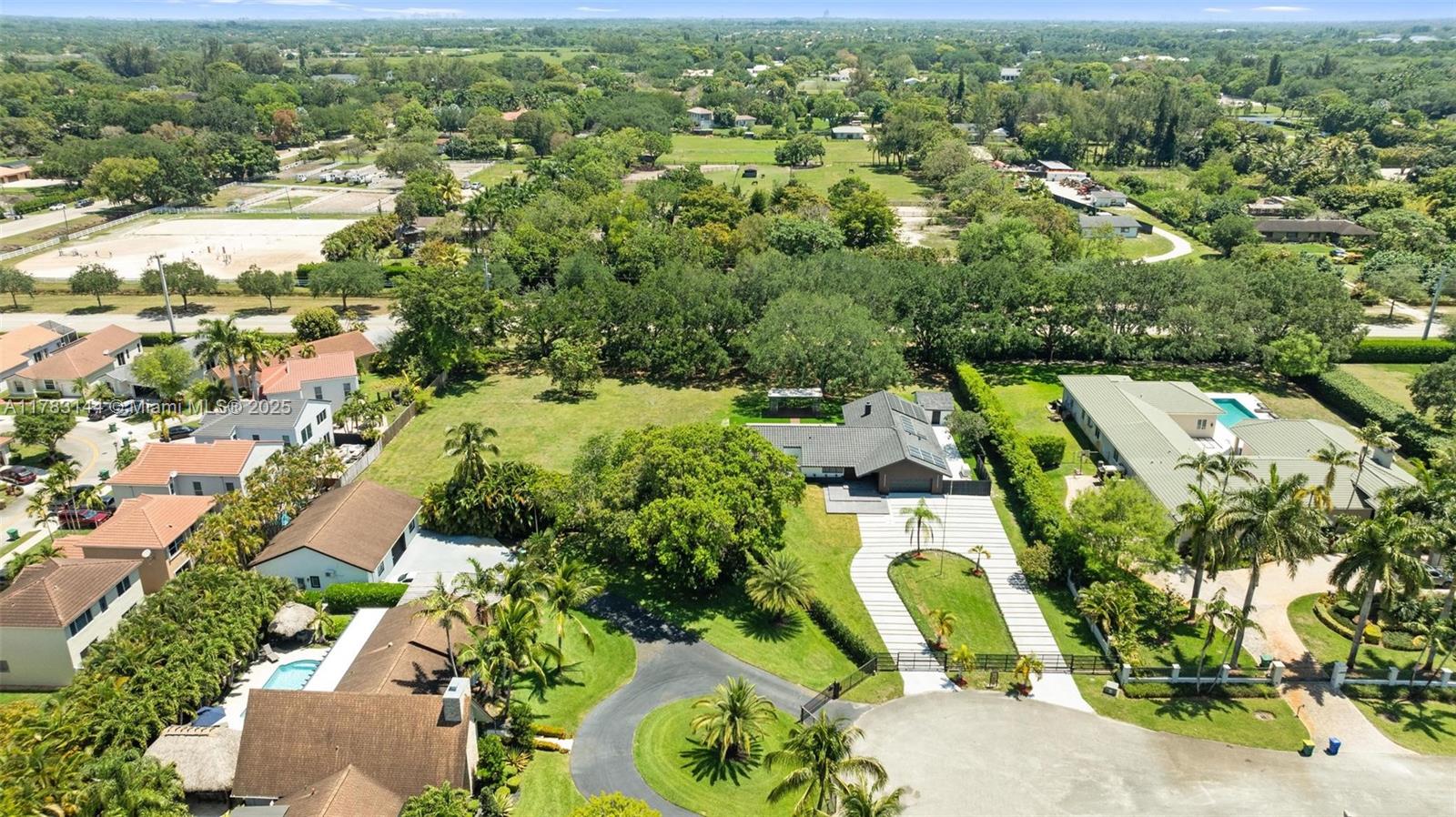 5020 Hawkhurst Ave, Southwest Ranches, Florida image 18