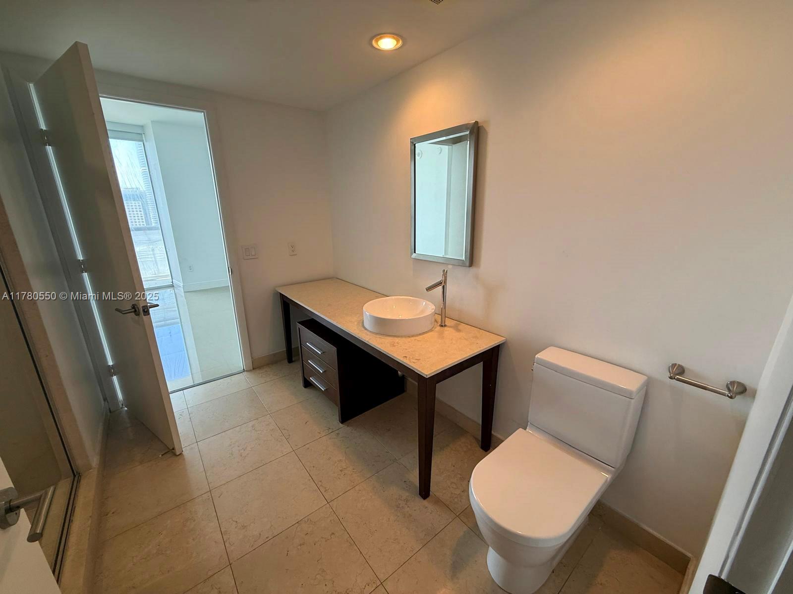 495 Brickell Ave #3105, Miami FL 33131