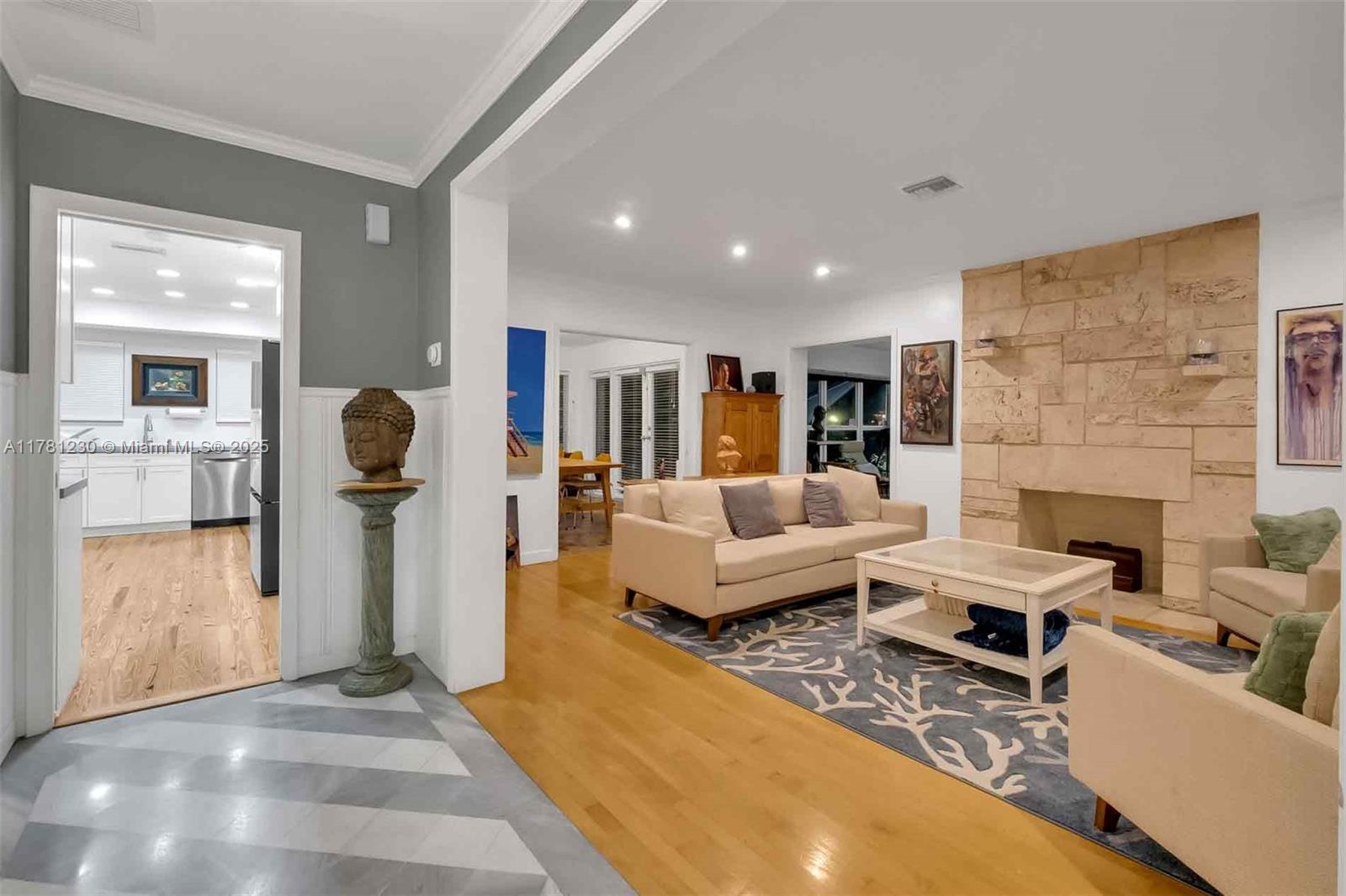 560 NE 106th St, Miami Shores, Florida image 13