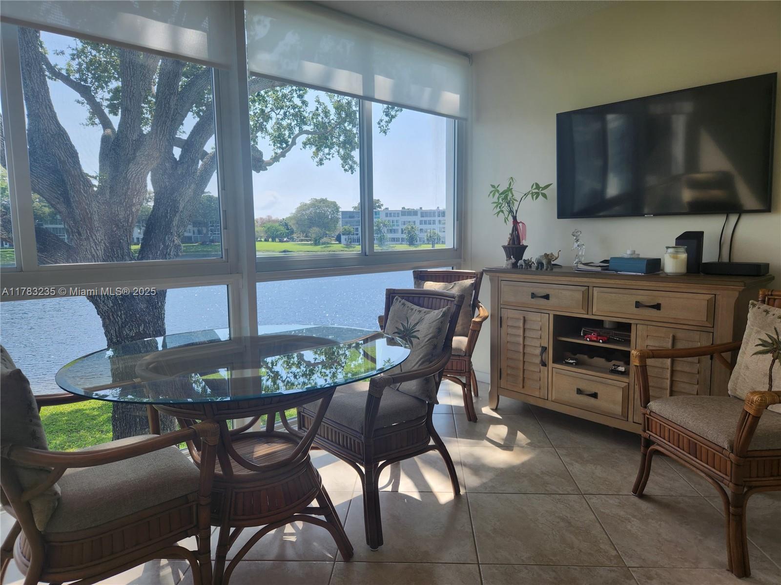 2114 E Cambridge  E #2114, Deerfield Beach, Florida image 29