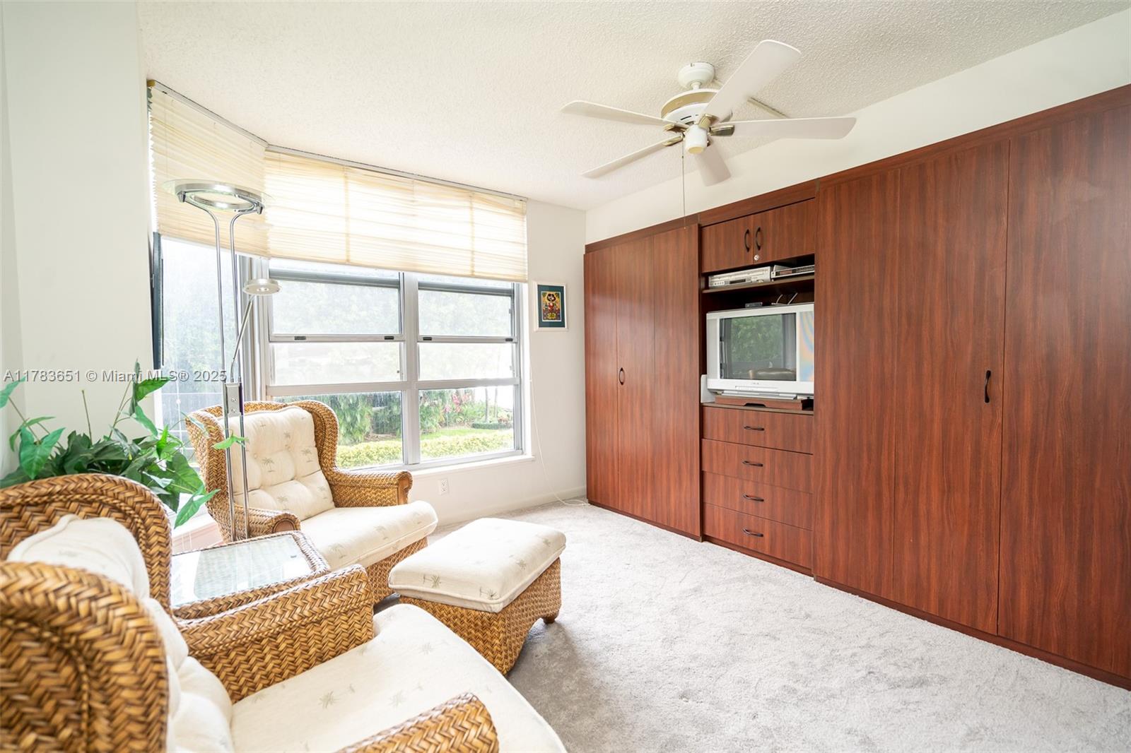3600 Mystic Pointe Dr #217, Aventura, Florida image 11