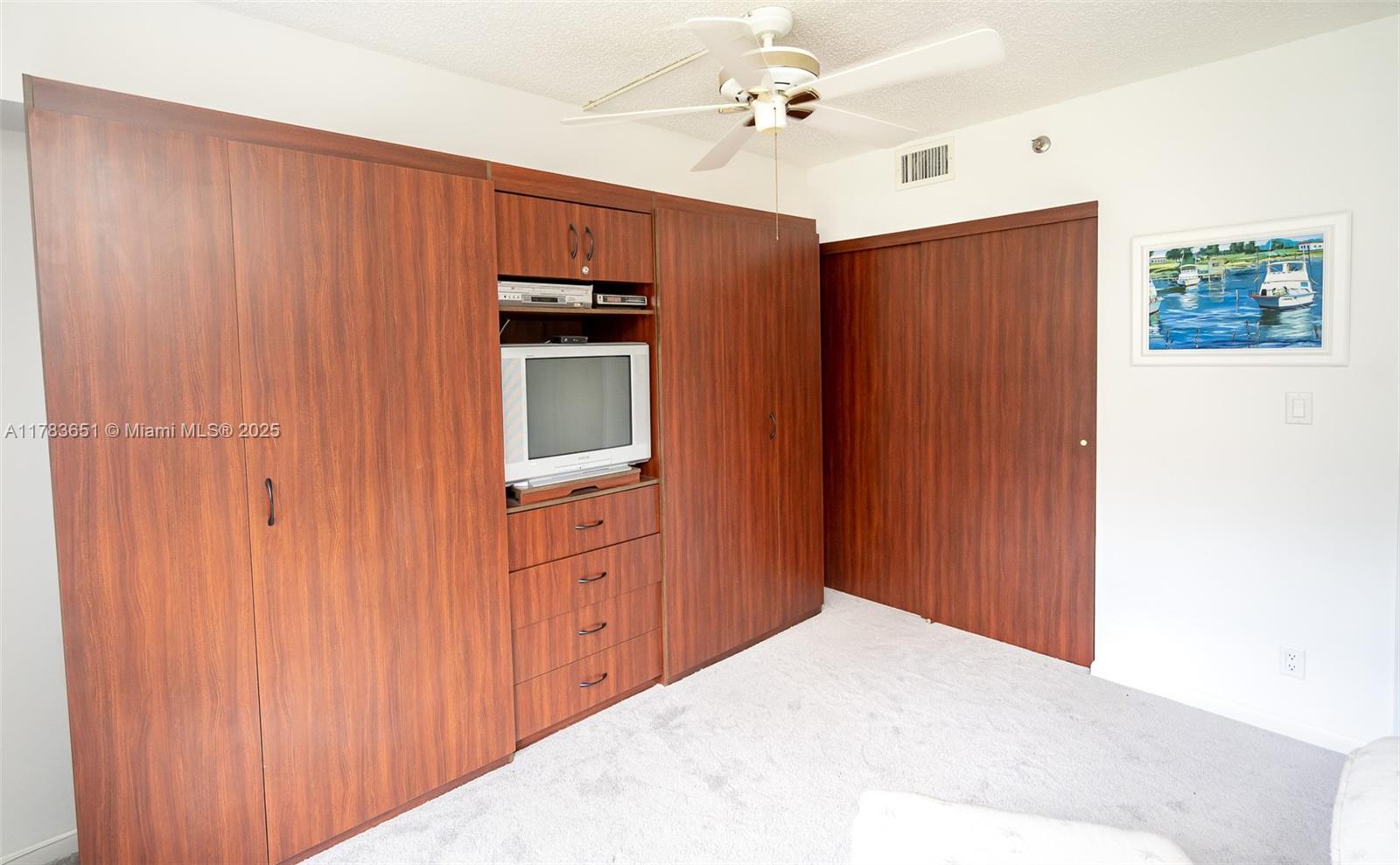 3600 Mystic Pointe Dr #217, Aventura, Florida image 12
