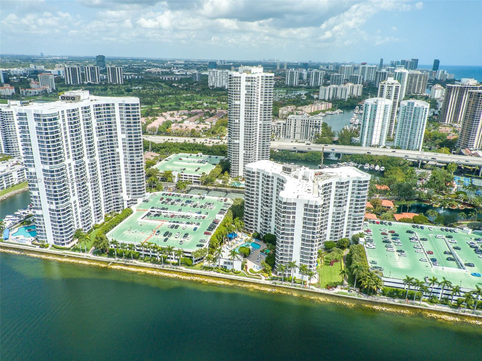 3600 Mystic Pointe Dr #217, Aventura, Florida image 36