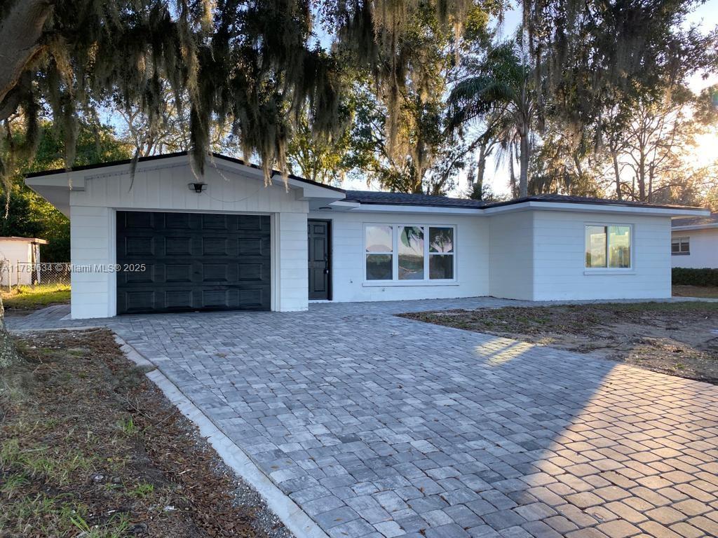 1204 Lake Elbert, Winter Haven, Florida image 3