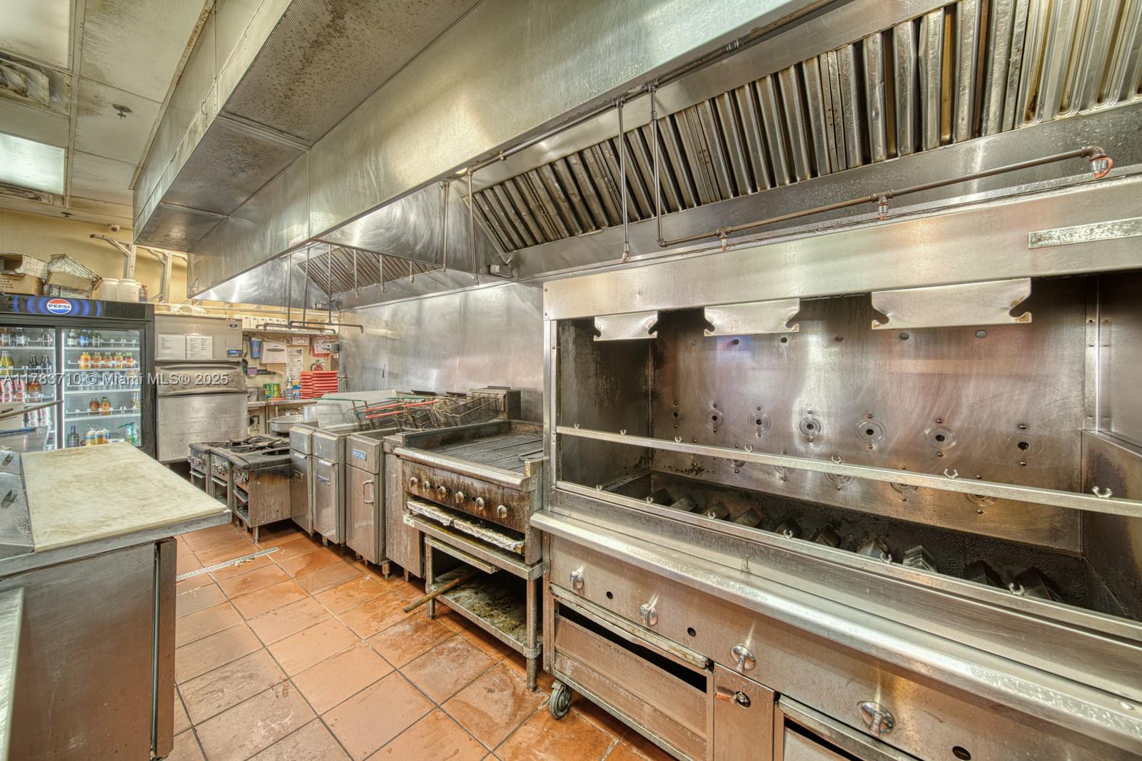 Established Chicken Grill Restaurant In Prime Hialeah Gardens Location