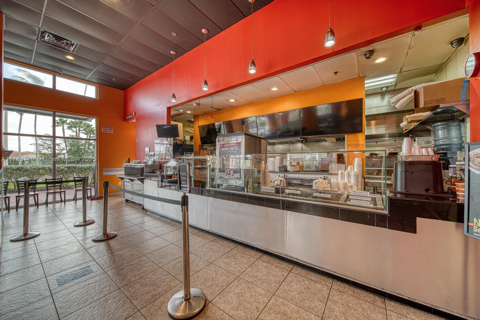 Established Chicken Grill Restaurant In Prime Hialeah Gardens Location
