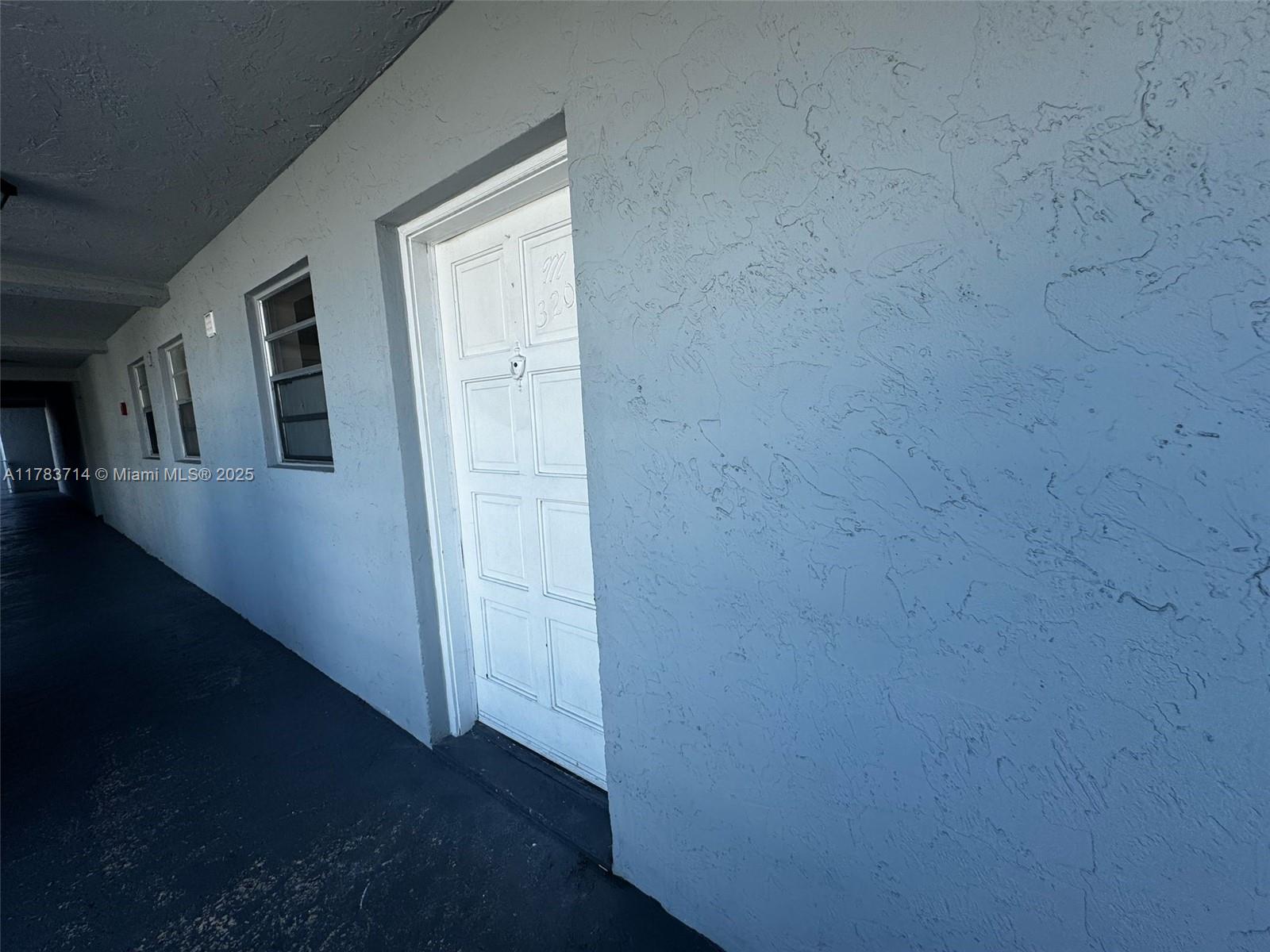 Property photo # 0