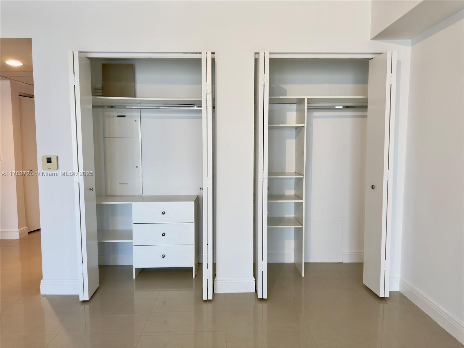 475 Brickell Ave #810, Miami FL 33131