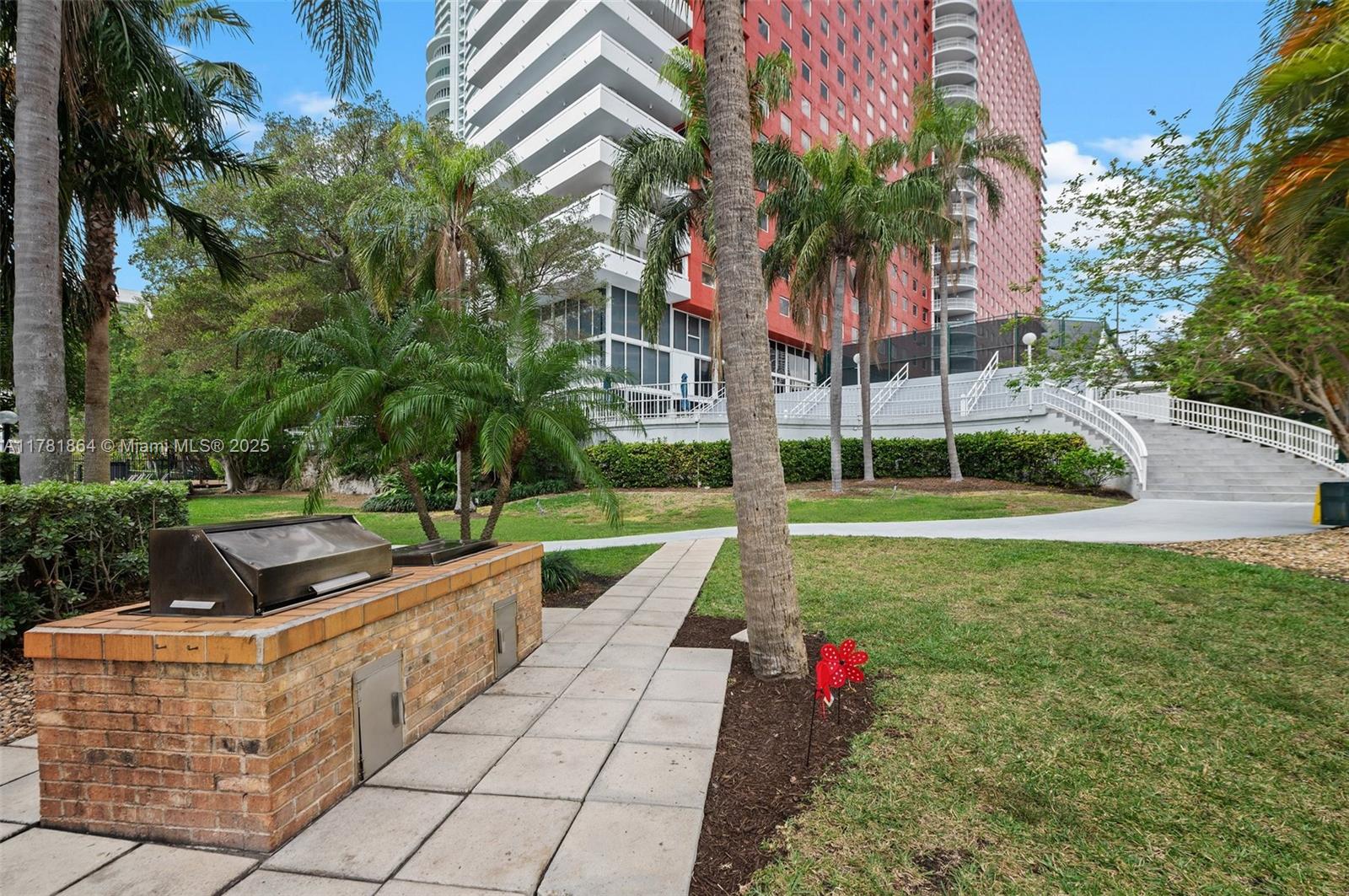 1627 Brickell Ave #1506, Miami FL 33129