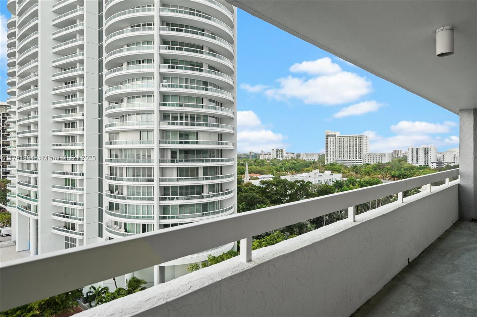 1627 Brickell Ave #1506, Miami FL 33129