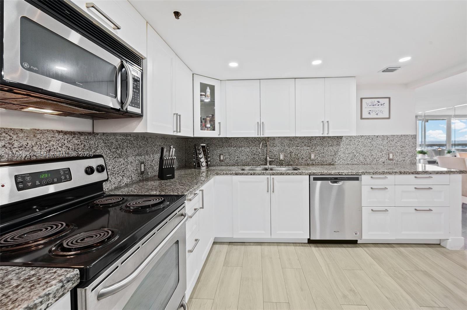 1627 Brickell Ave #1506, Miami FL 33129
