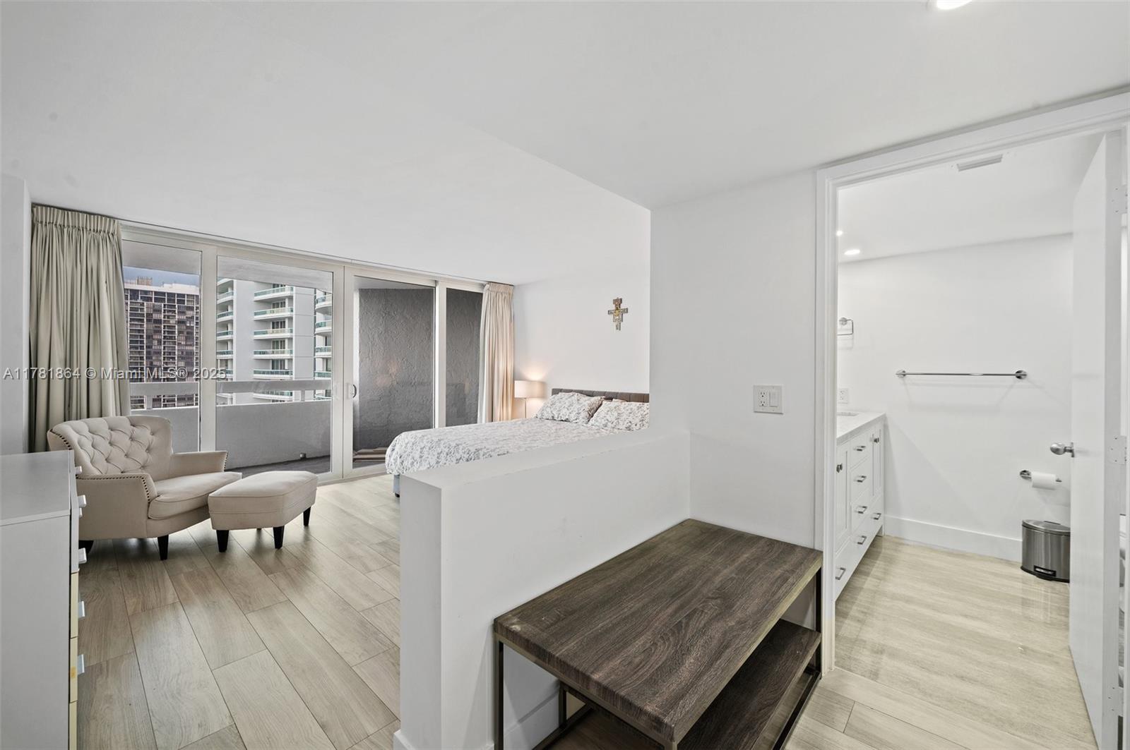 1627 Brickell Ave #1506, Miami FL 33129