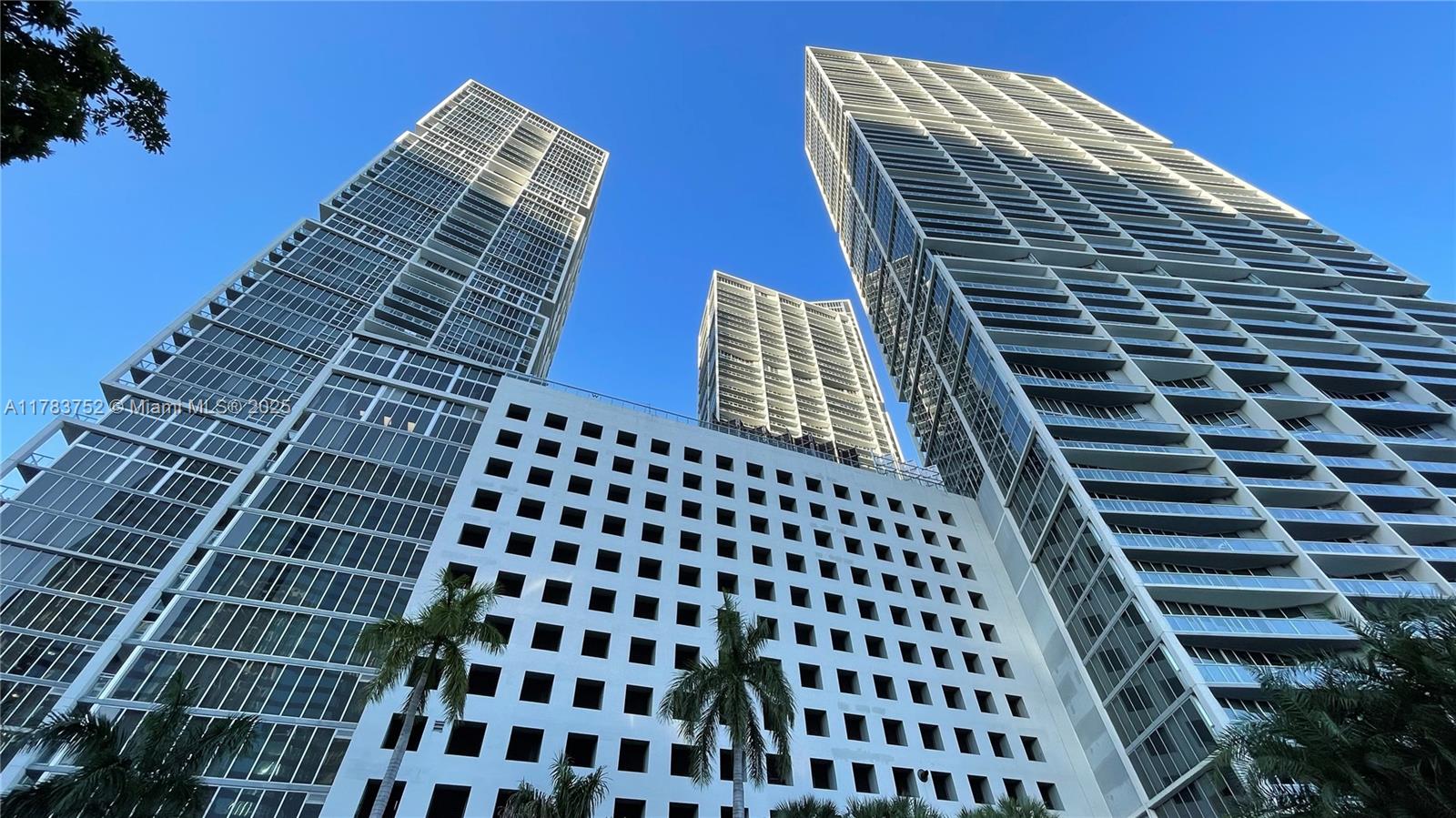 475 Brickell Ave #3810, Miami FL 33131