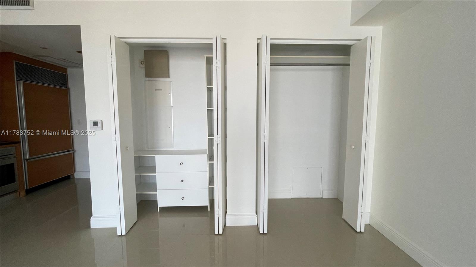 475 Brickell Ave #3810, Miami FL 33131