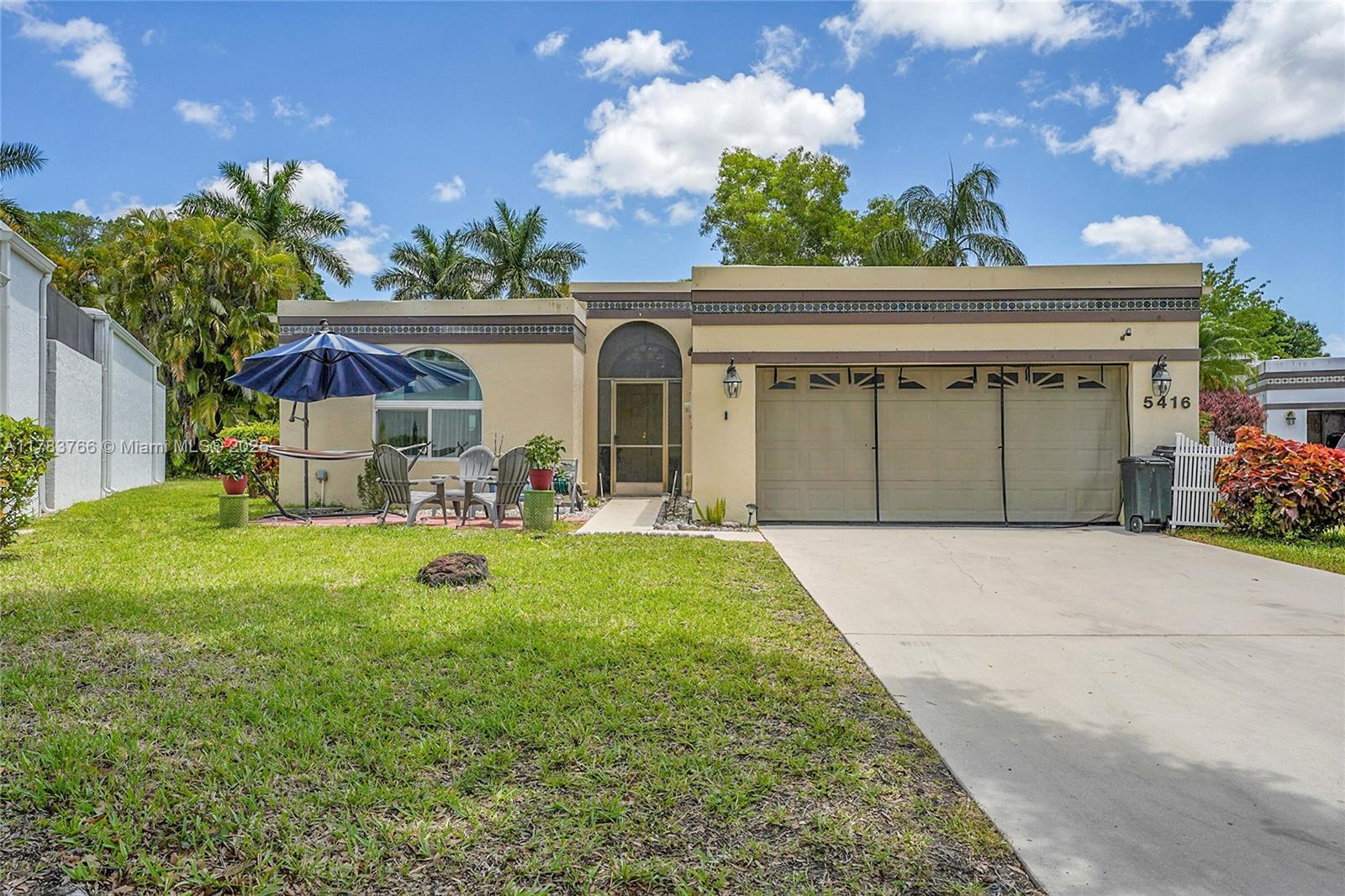 5416 San Roma Cir, Lake Worth, Florida 33467