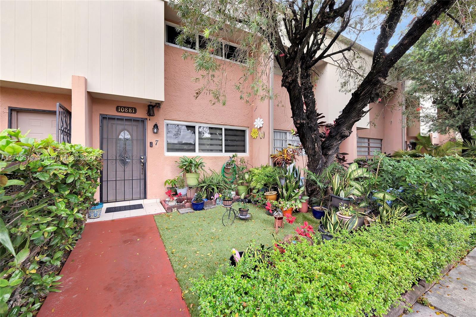 10881 SW 6th St #7, Sweetwater, Florida image 2