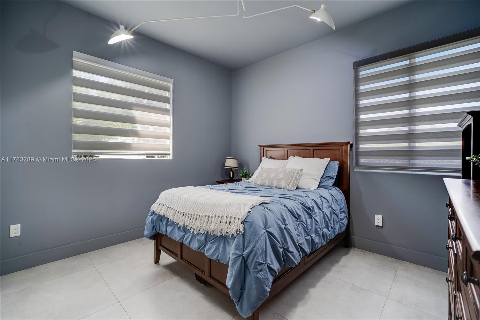 10135 NW 77th St, Doral, Florida image 21