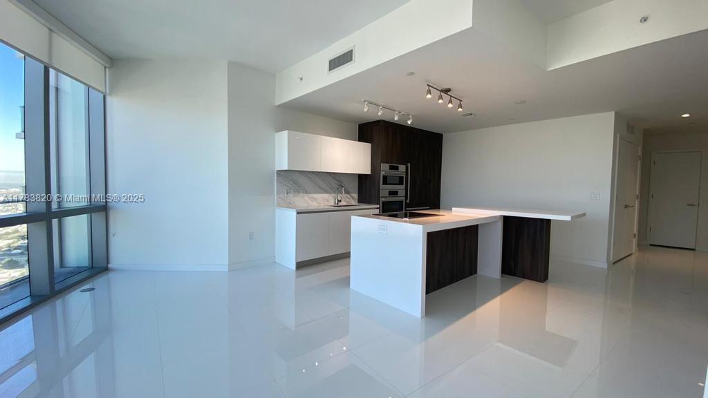 851 NE 1st Ave #4204, Miami FL 33132