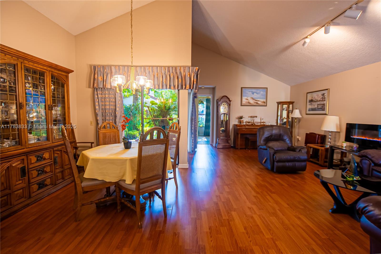 17411 NW 62 Ct, Hialeah, Florida image 34